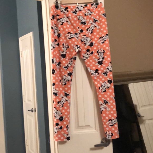 LuLaRoe Minnie Mouse Pink Leggings, tall & curvy - Picture 2 of 3